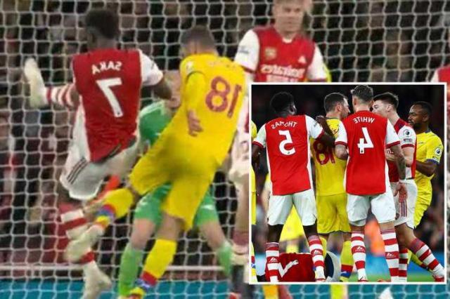 1634603753372054600.jpg Arsenal-injury-blow-as-Bukayo-Saka-hobbles-off-after-shocking-McArthur-x27MMA-kickx27-but-Palace-midfielder-avoids-red-card.jpg